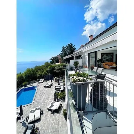 White Pearl Diamond Opatija